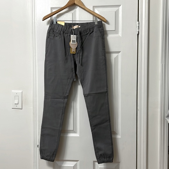 New grey stretchy casual jeans in wife L/G - Picture 1 of 2